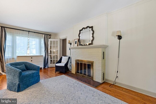 Photo - 112 W Park Pl