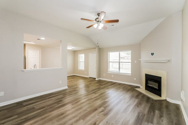 Photo - 4509 Fox Run St