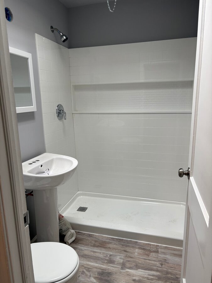Photo - 2130 Disston St