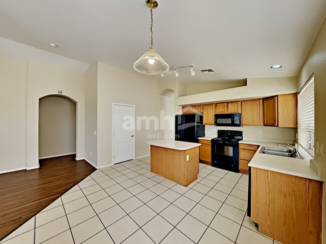 Photo - 7909 S 45th Ln