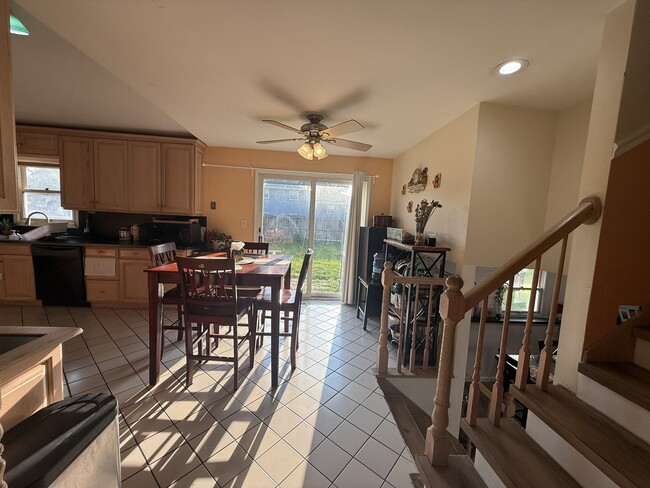 Photo - 1021 Stonegate Rd