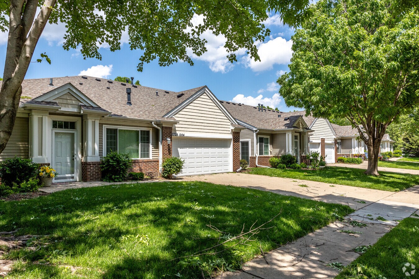 The Gardens at Bridgewood - The Gardens at Bridgewood Townhomes