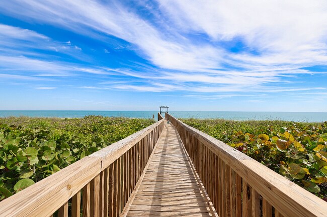 Photo - 4810 N Hwy A1A Unidad 3C