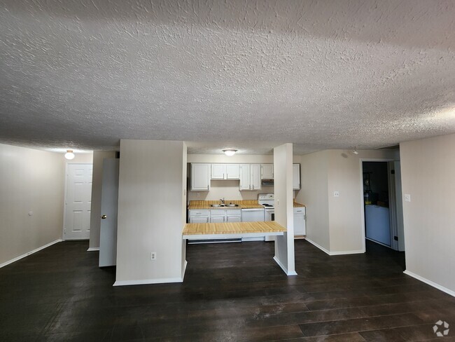 Building Photo - 12421 Hickory Tree Way Unit K Rental