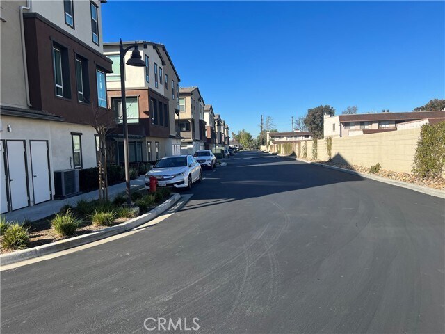 Photo - 1185 Harvest Dr