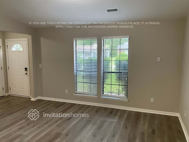 Photo - 2413 Leslie Brook Dr