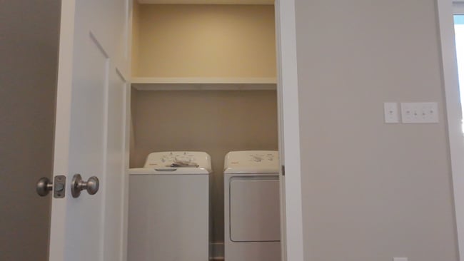 Photo - 231 Pineneedle Rd