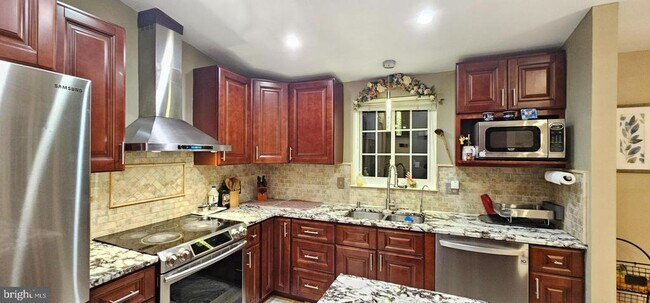 Photo - 4033 Pickstone Dr