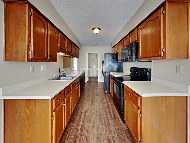 Photo - 10452 Kristen Dr S