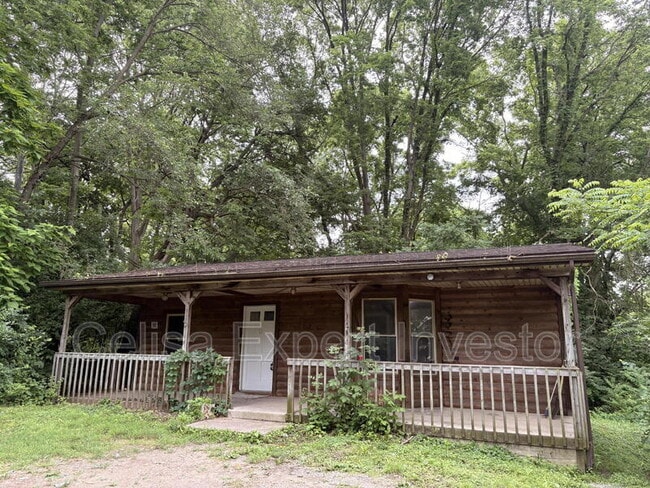 Building Photo - 1419 Huestis Ave