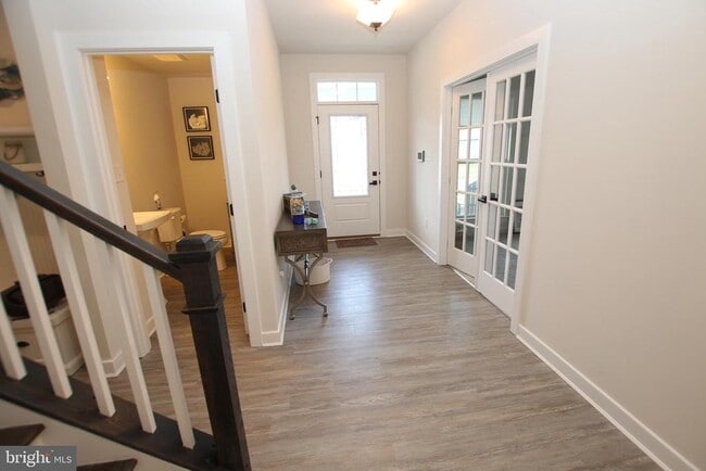 Building Photo - 31219 Barefoot Cir Rental