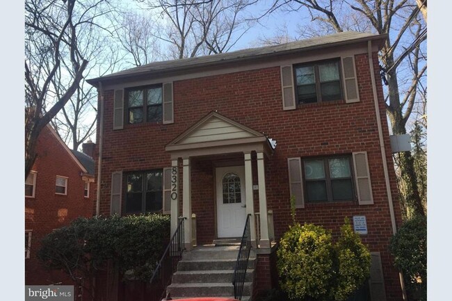 8320 Roanoke Ave - 8320 Roanoke Ave Apartment Unit 2