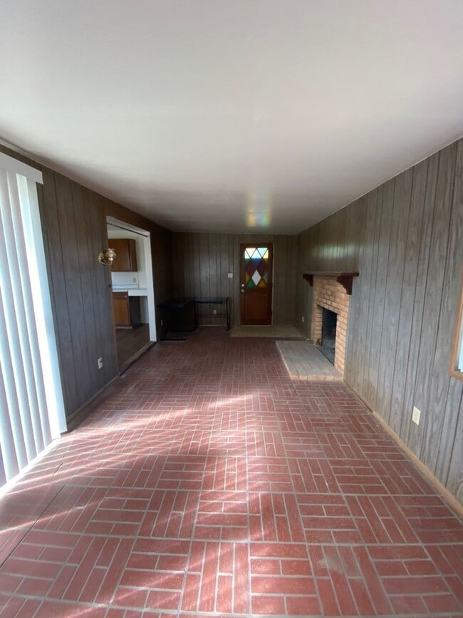 Photo - AVAILABLE NOW $200 off First Month Rent