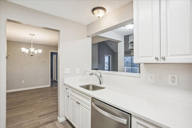 Photo - Great 3+2+ Loft in Germantown! Unidad 14