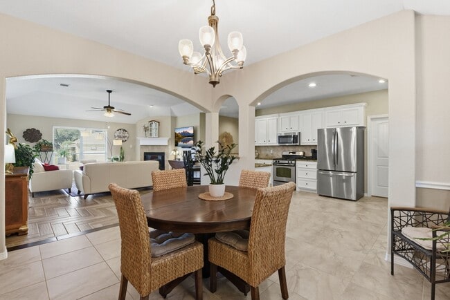 Photo - 102 Golfview Ct