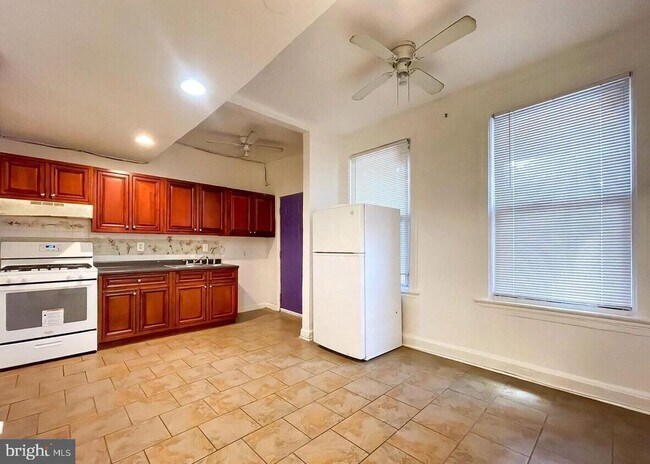 Photo - 312 Florida Ave NW