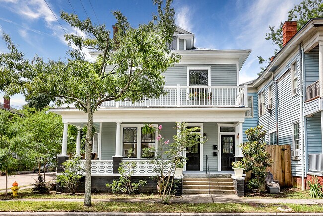 Photo - 301 W 32nd St Unit A