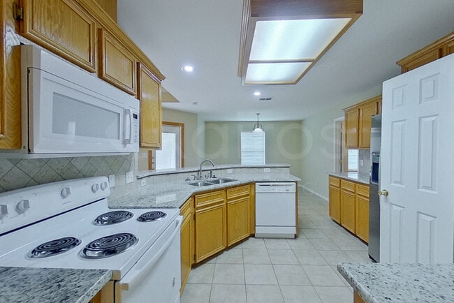 Photo - 15334 Guadalupe River Dr