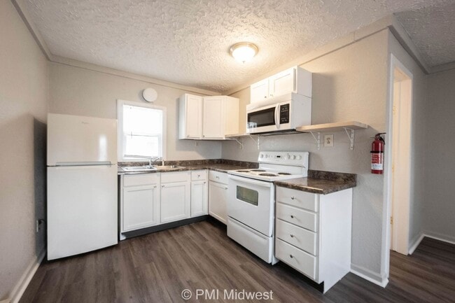 Photo - "Cozy 1-Bedroom Gem in Greenfield – Perfec... Unidad Apt 8