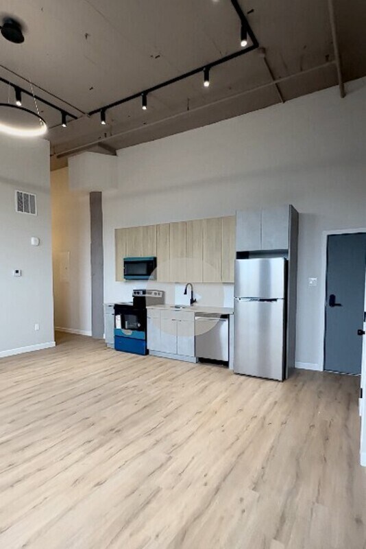 Photo - 2201 Castor Ave