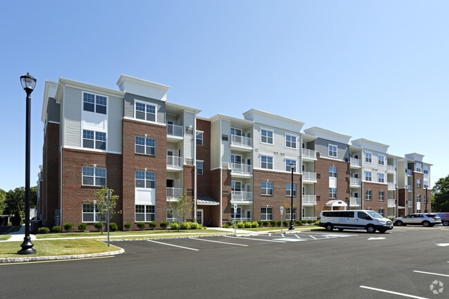 Building Exterior - The Link at Aberdeen Station