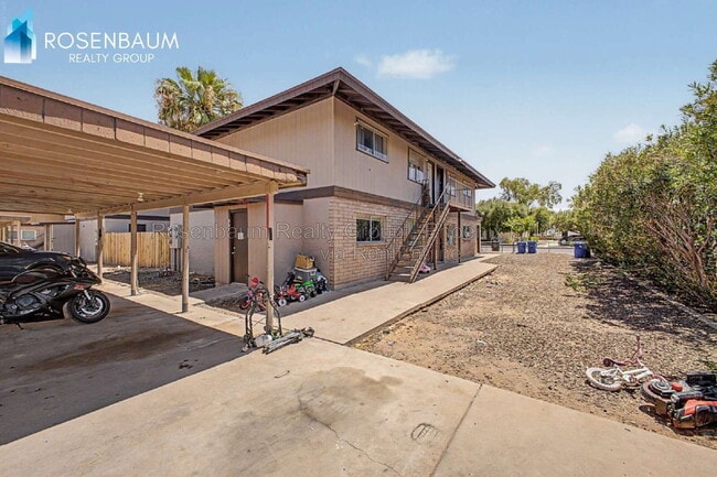 Building Photo - 1746 E 6th Ave