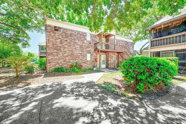 Building Photo - 10453 Carrollbrook Cir Unit 222