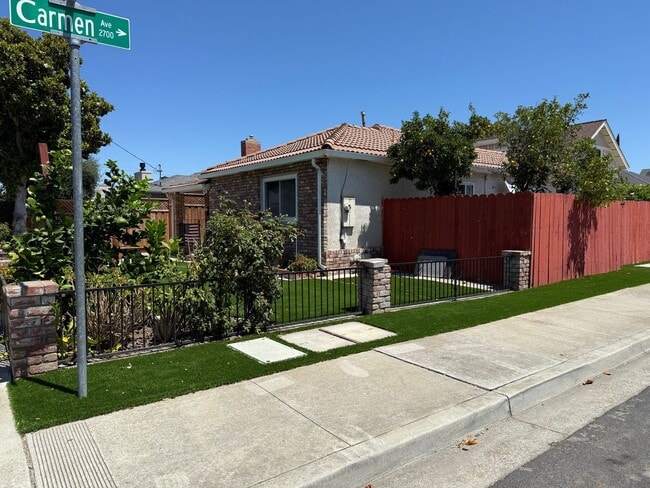 Photo - SINGLE STORY DOLL HOUSE ON CORNER LOT...3 ...