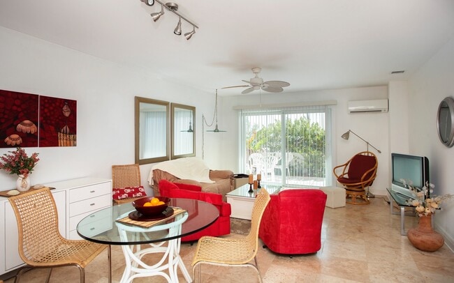 Photo - 2 bedroom 1 bathroom Furnished Oceanfront ...