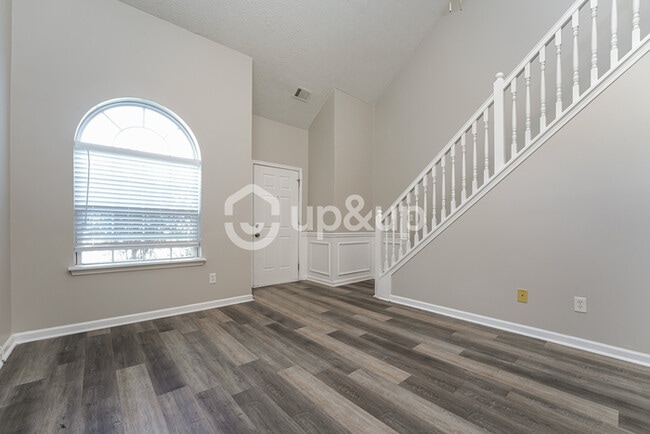 Photo - Fantastic 5bd/2.5ba home! Coming soon!