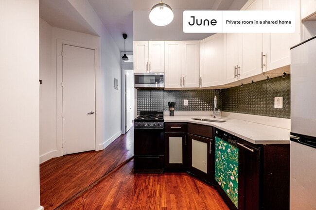 Photo - Room in Shared 3 bed/1 bath home Unit C