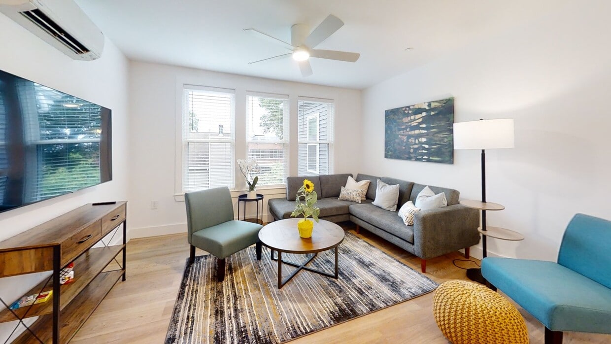 Photo - New RoostUp Furnished Private Bedroom with... Apartment