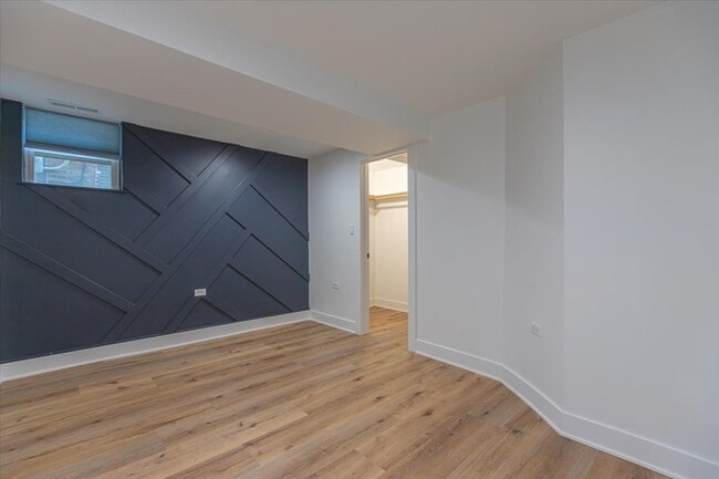 Photo - 1624 W Beach Ave Unidad G