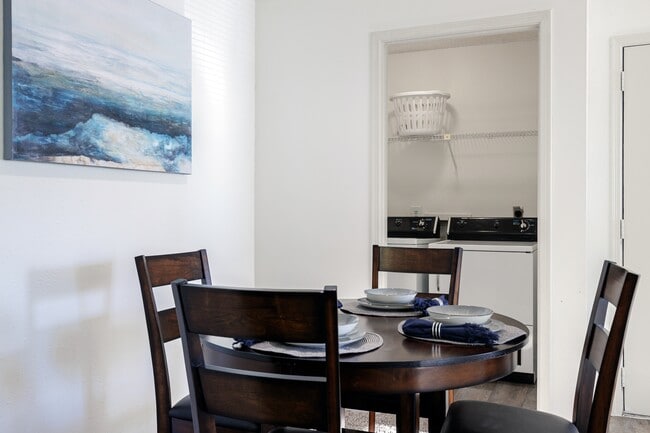 Skyler Ridge Apartments