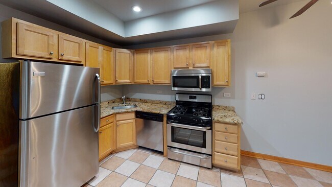 Photo - 1521 N Bosworth Ave Unidad 1B