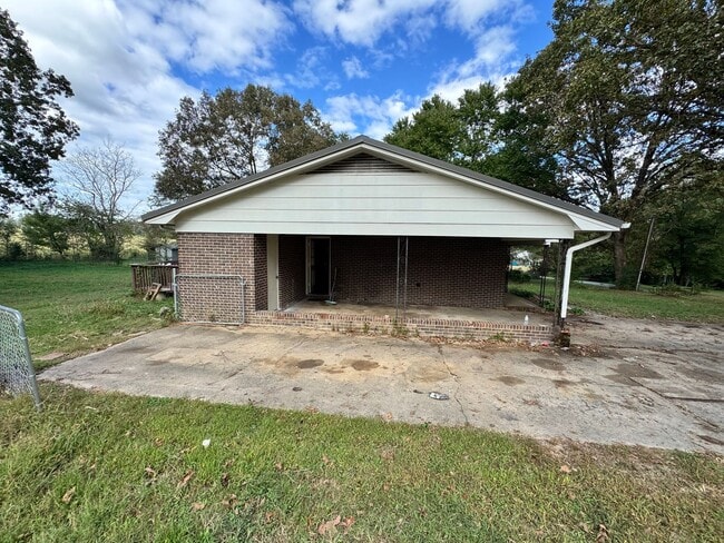 Photo - (Currently working on the property) 3/2 in...