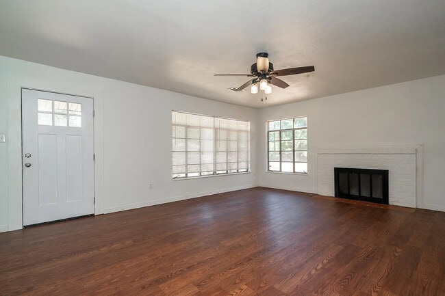 Photo - 3444 S Garrett St