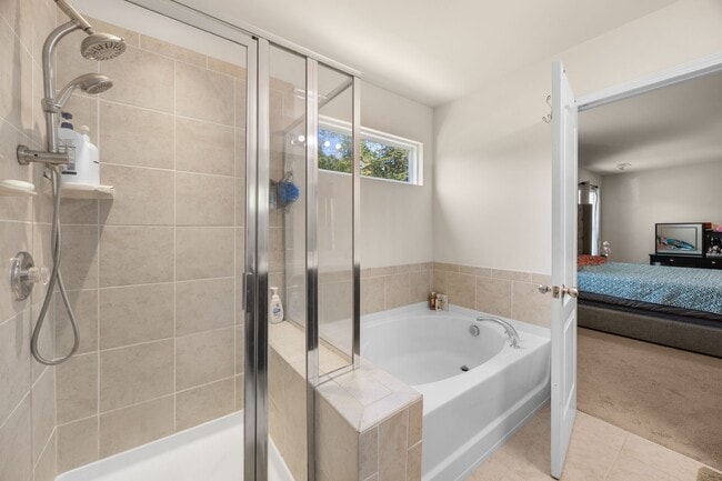 Photo - 7532 Spring Spruce Ln