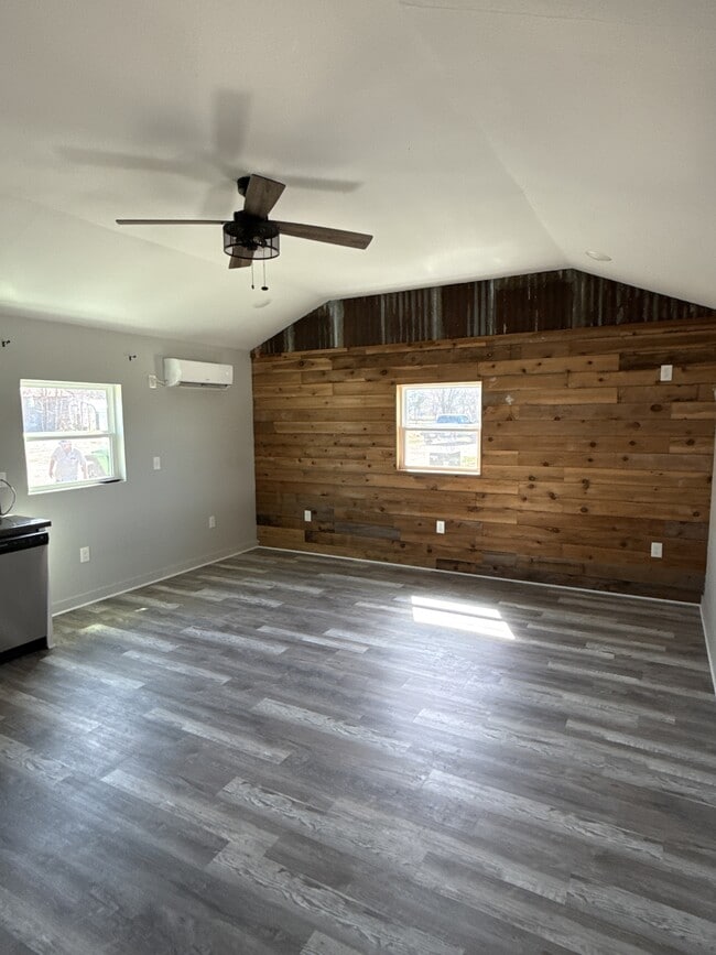 Photo - 279 Private Rd