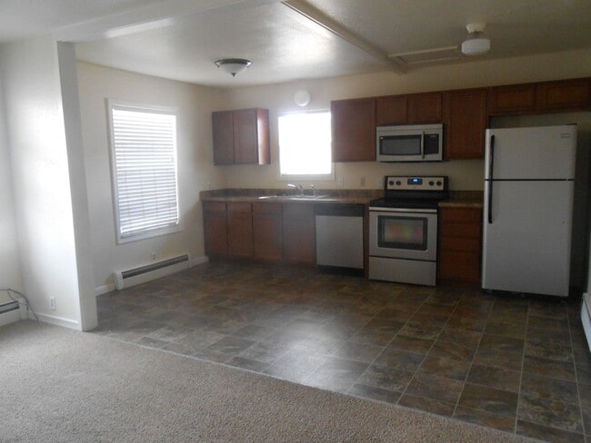 Photo - 2 Bed 1 Bath Apartment Near Lincoln Park Unidad #1