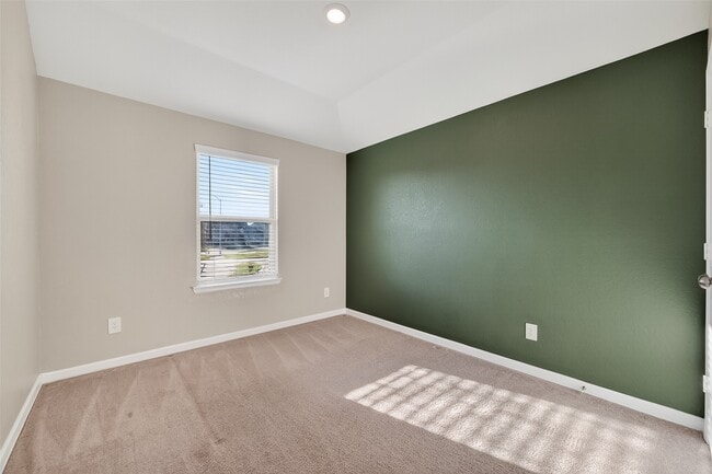 Photo - 5403 Tourmaline Wy