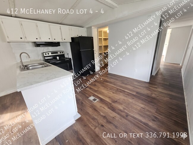 Photo - 412 McElhaney Rd