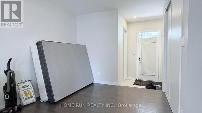 Photo - 630 Expansion Rd