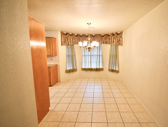 Photo - Inviting 3 Bedroom 2.25 Bath home in Hymesa Estates!