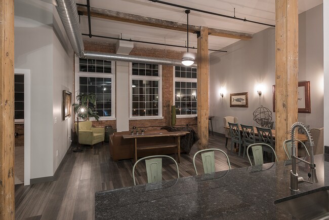 Photo - Oak Knitting Mill Apartments – Franklin Square Available