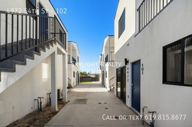 Photo - 4972 54th St Unidad 102