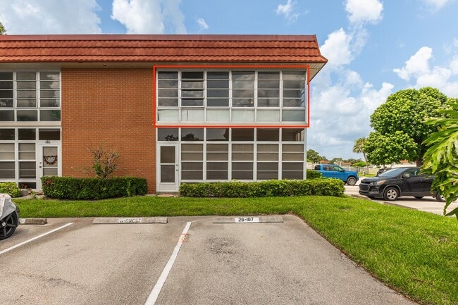 Photo - 26 Pine Arbor Ln Unit 207