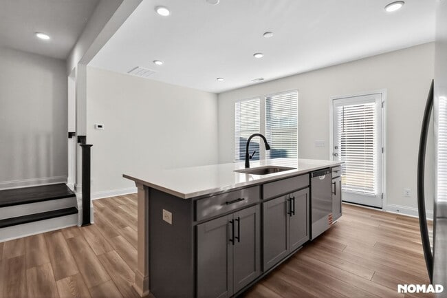 Photo - 818 Kensley Grv Ln