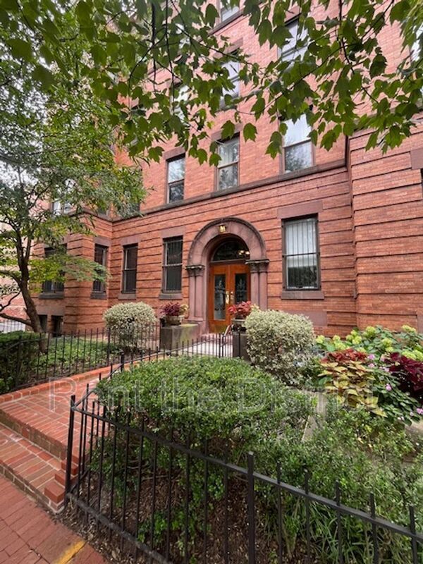 Building Photo - 1824 S St NW Unit #304 Rental