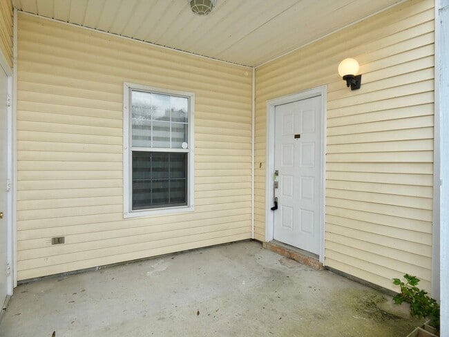 Building Photo - 501 E Burgess Rd